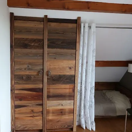 A 100m Du Lac D'annecy Apartment *